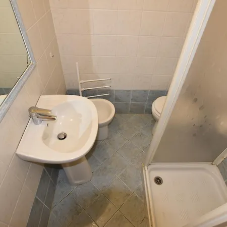 Apartament Quadrilocale Ciliegio - Centralissimo, Vicino Al Mare